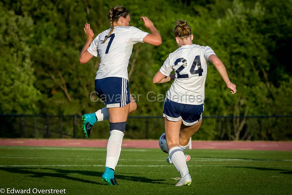 LSoccervsWadeH_Seniors-205.jpg