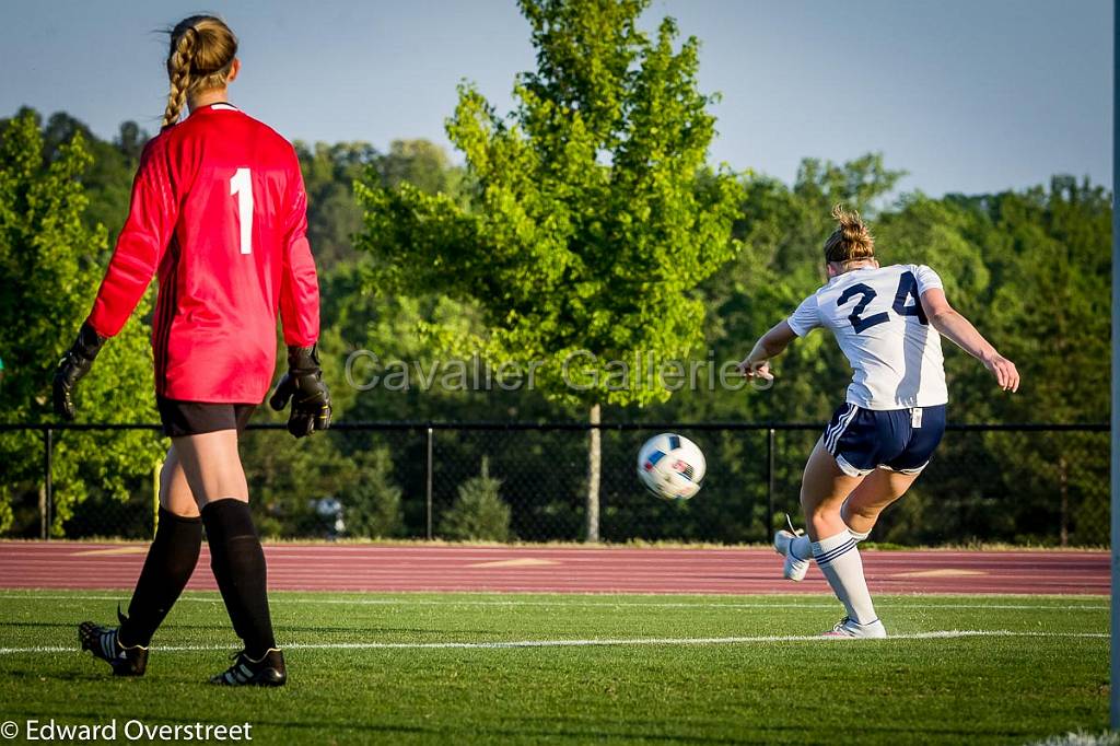 LSoccervsWadeH_Seniors-217.jpg