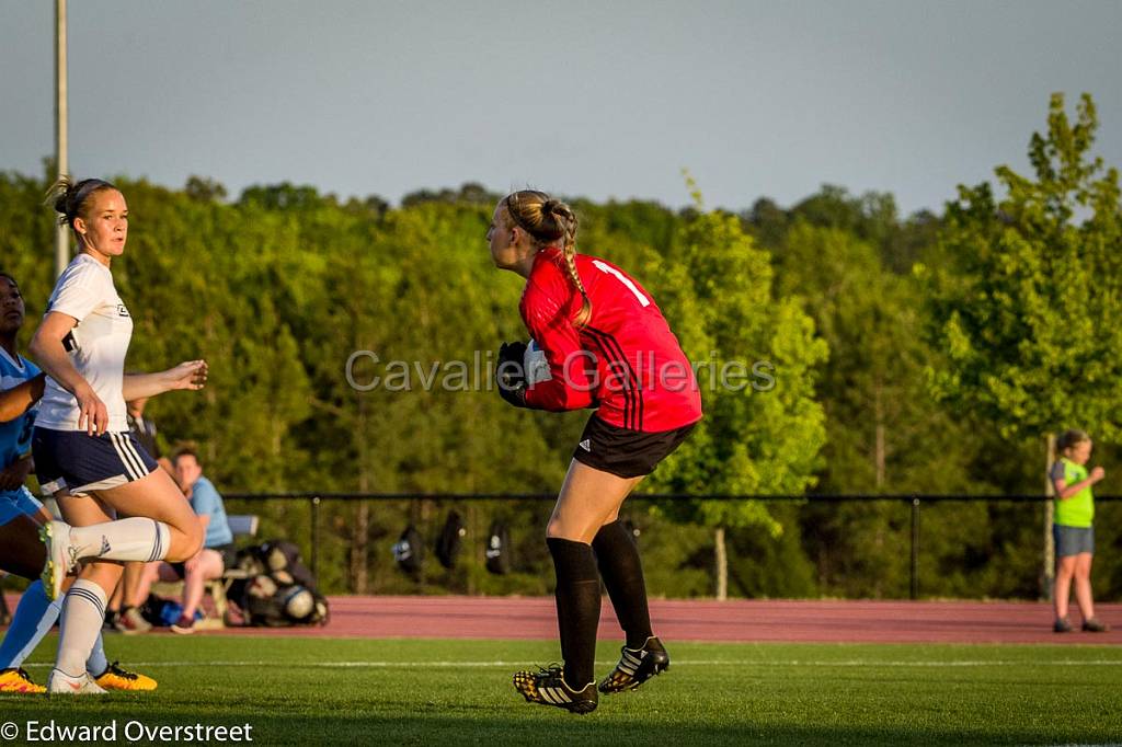 LSoccervsWadeH_Seniors-282.jpg