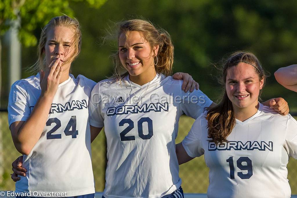 LSoccervsWadeH_Seniors-88.jpg