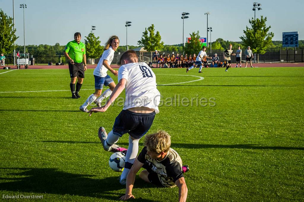BSoccervsTLHanna_5-1-18-103.jpg