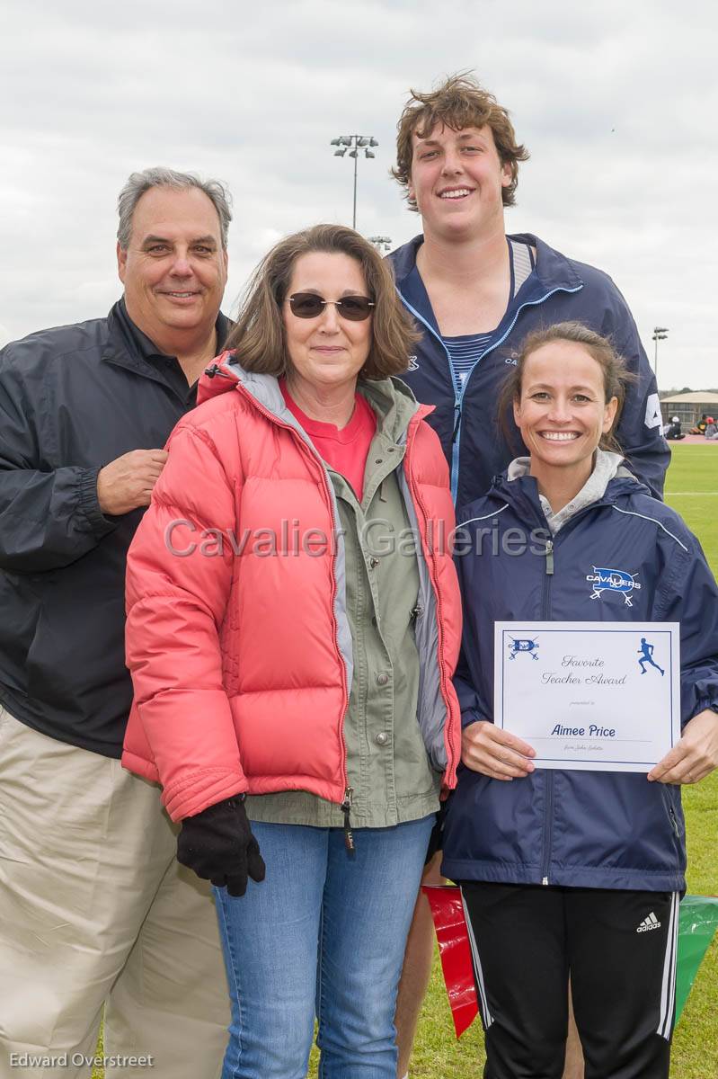 TrackSeniors_3-27-1917.jpg