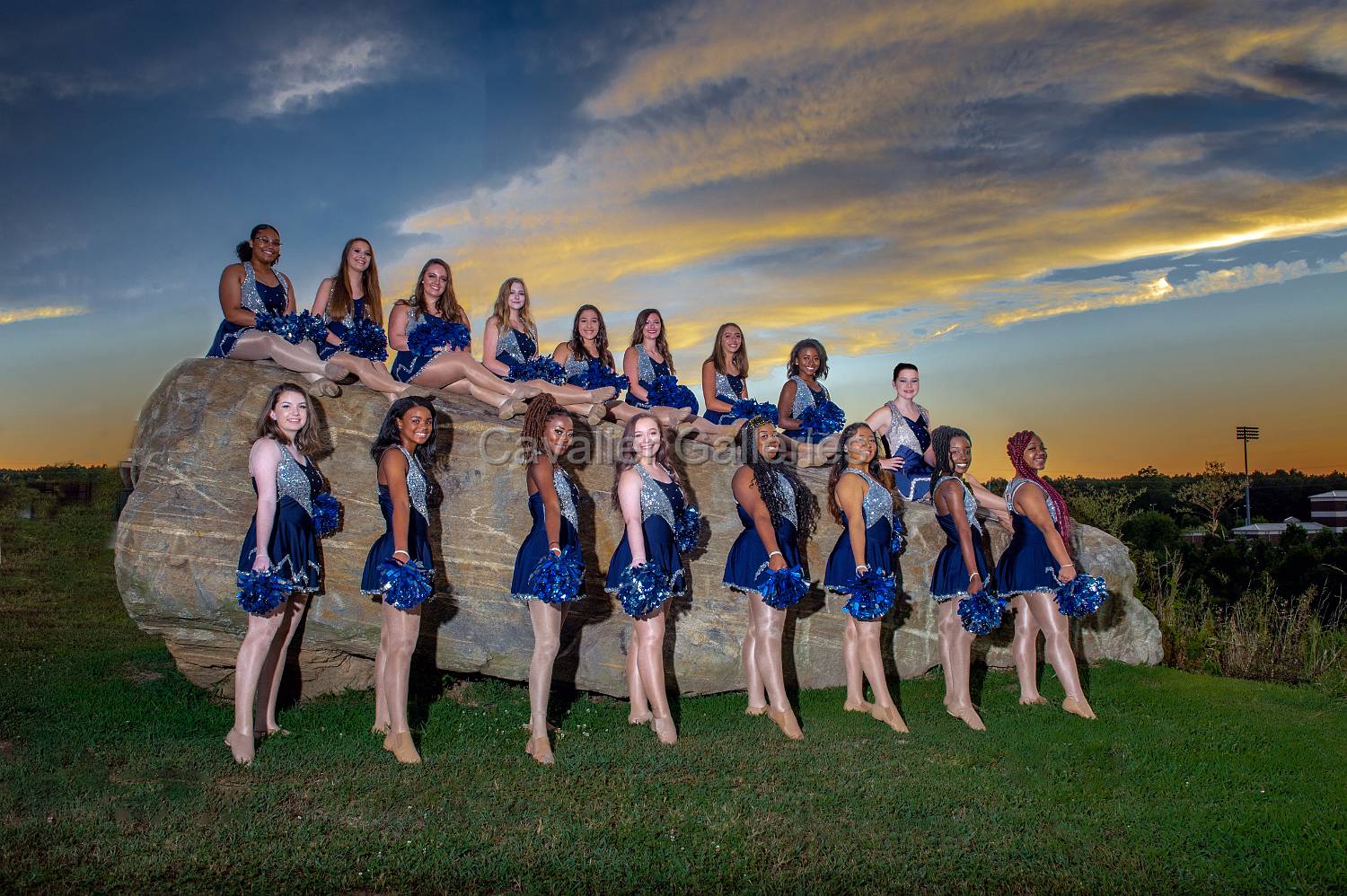 2018-19Team.jpg