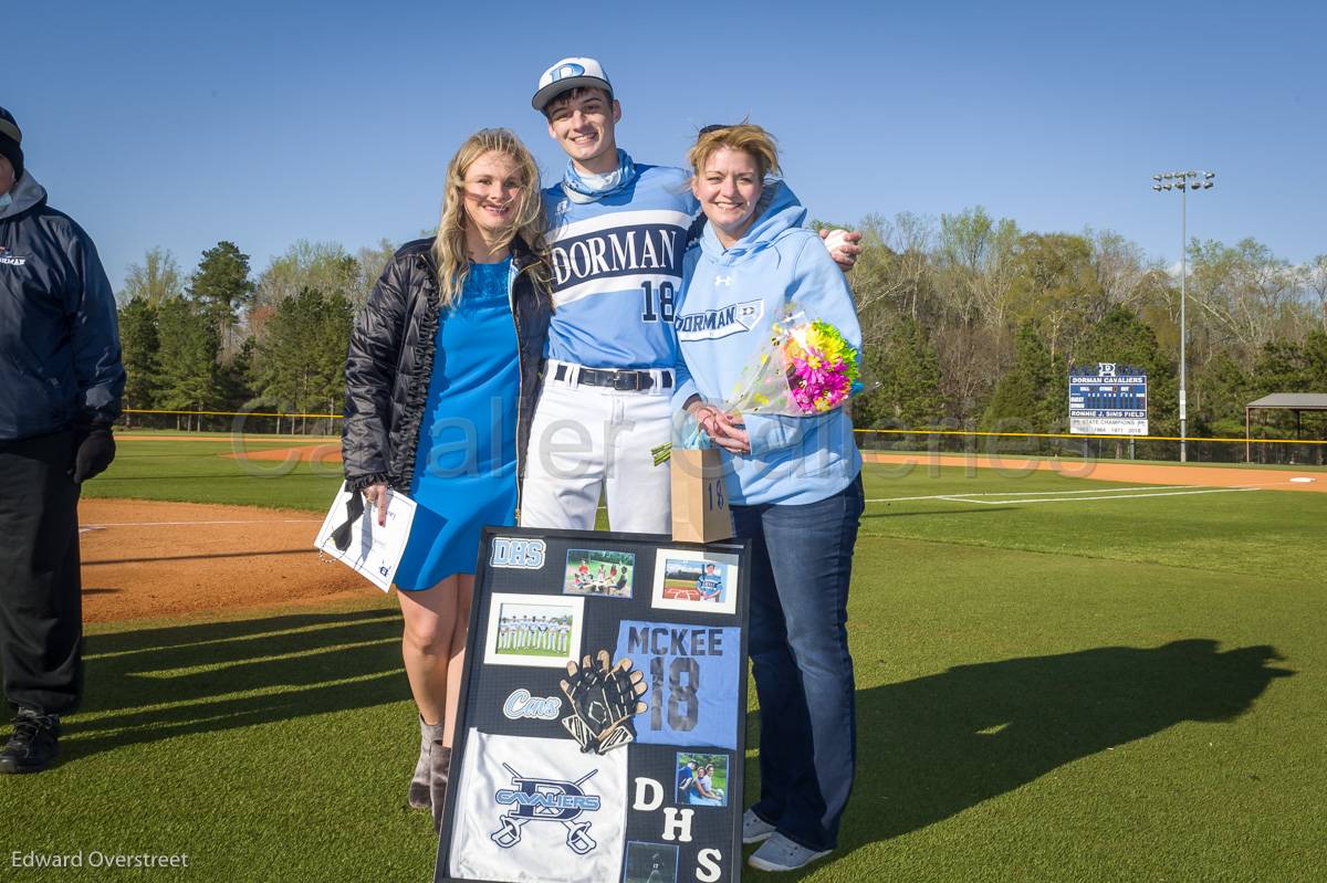 BBSeniorNight-27.jpg