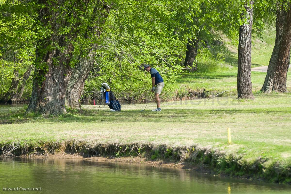 BoysGolfSeniorDay-113.jpg