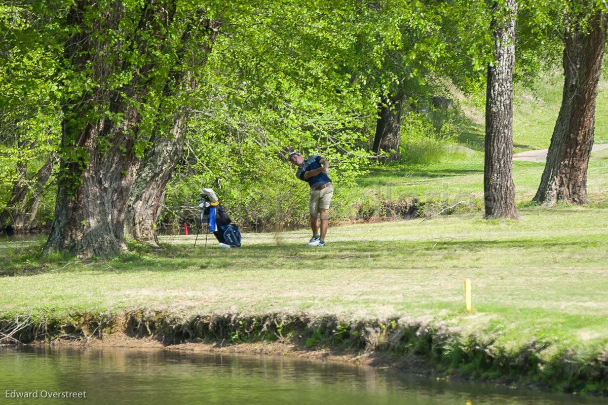 BoysGolfSeniorDay-115.jpg