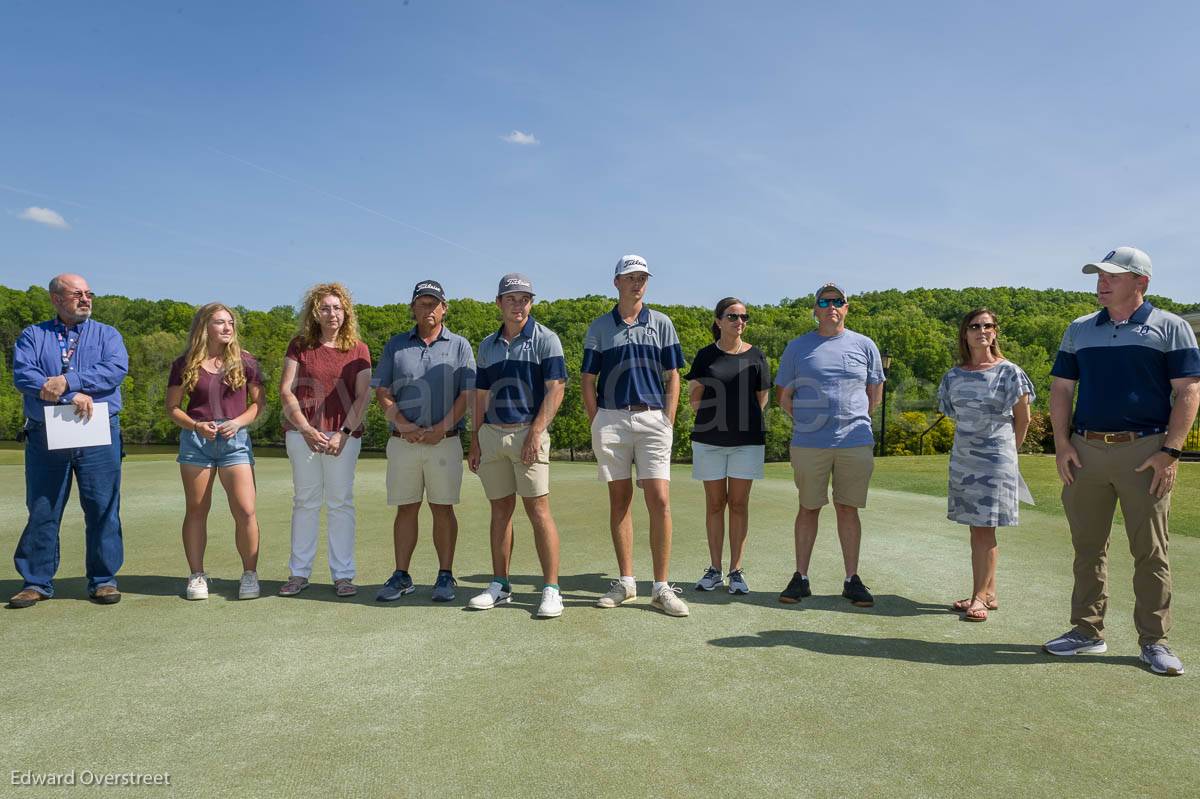 BoysGolfSeniorDay-21.jpg