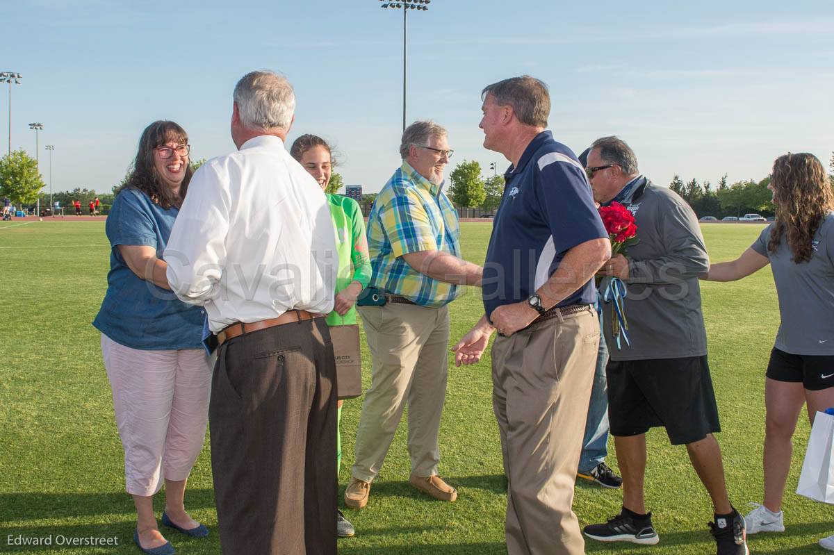 GirlsSoccerSeniorDay-21.jpg