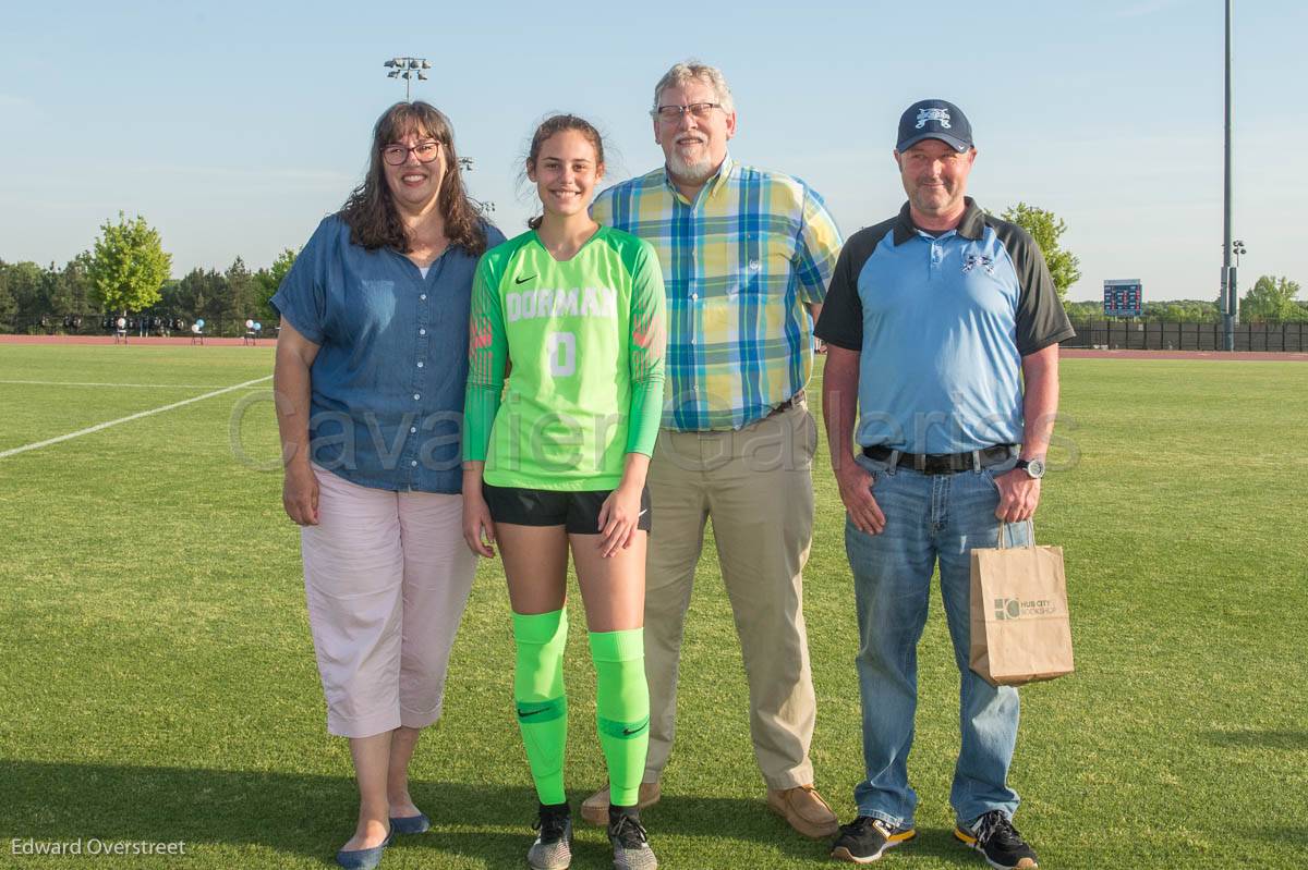 GirlsSoccerSeniorDay-6.jpg