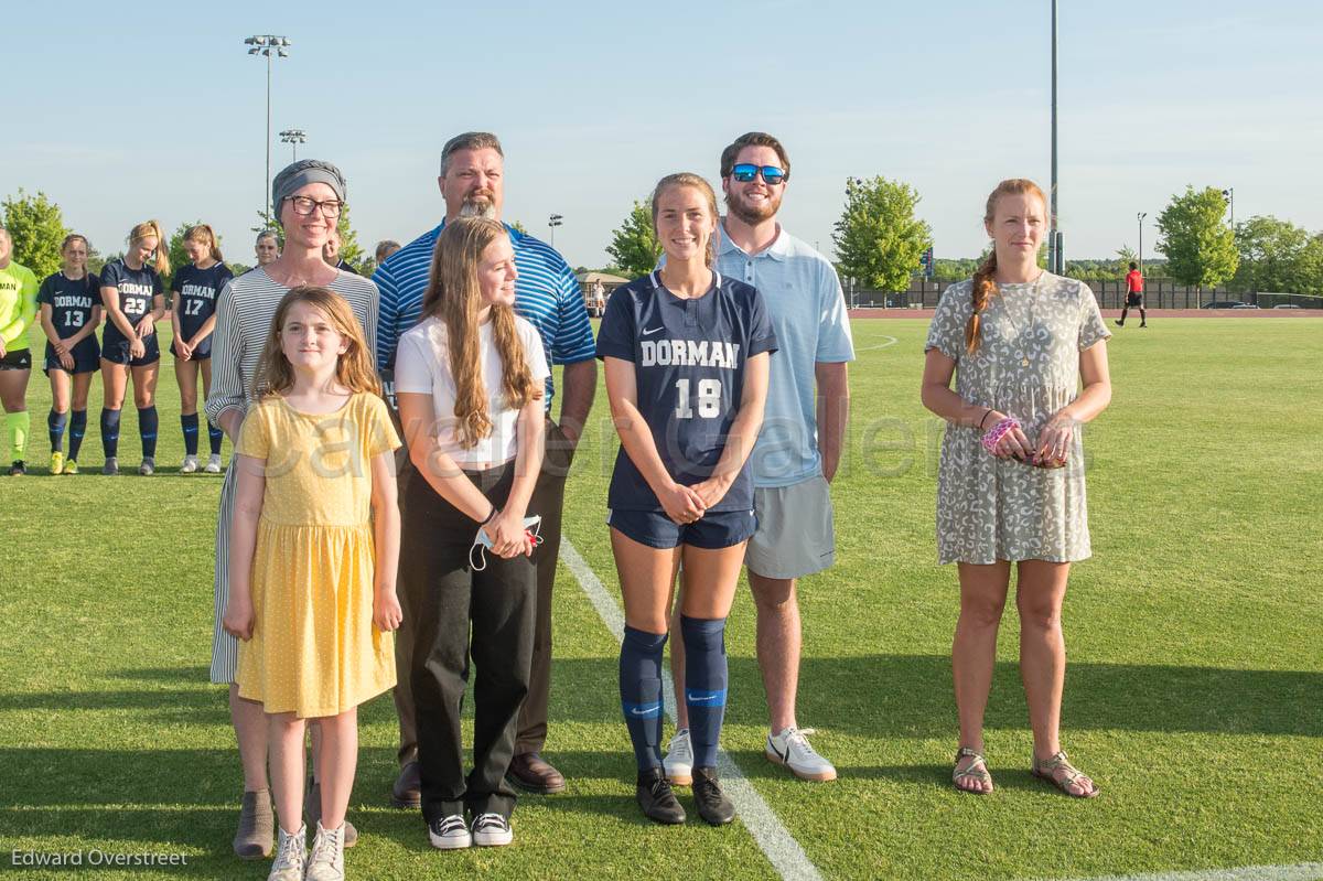 GirlsSoccerSeniorDay-8.jpg