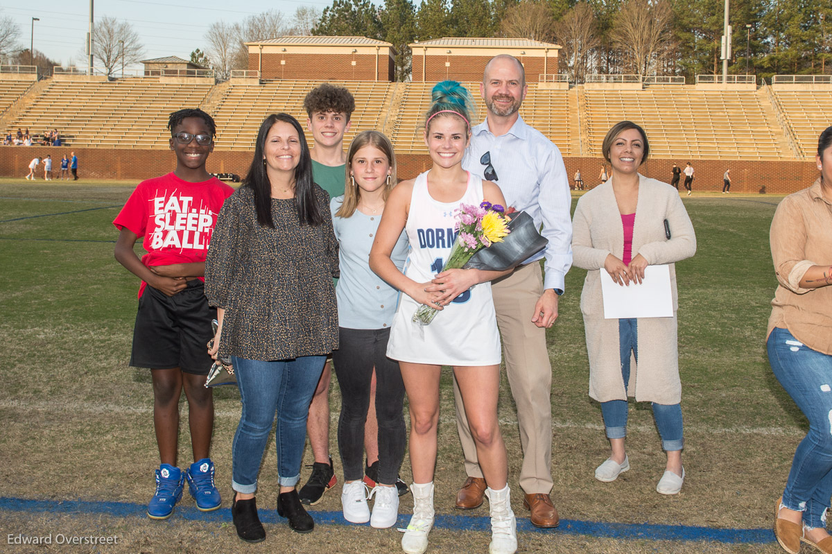 GirlsLXSeniorNight-103.jpg