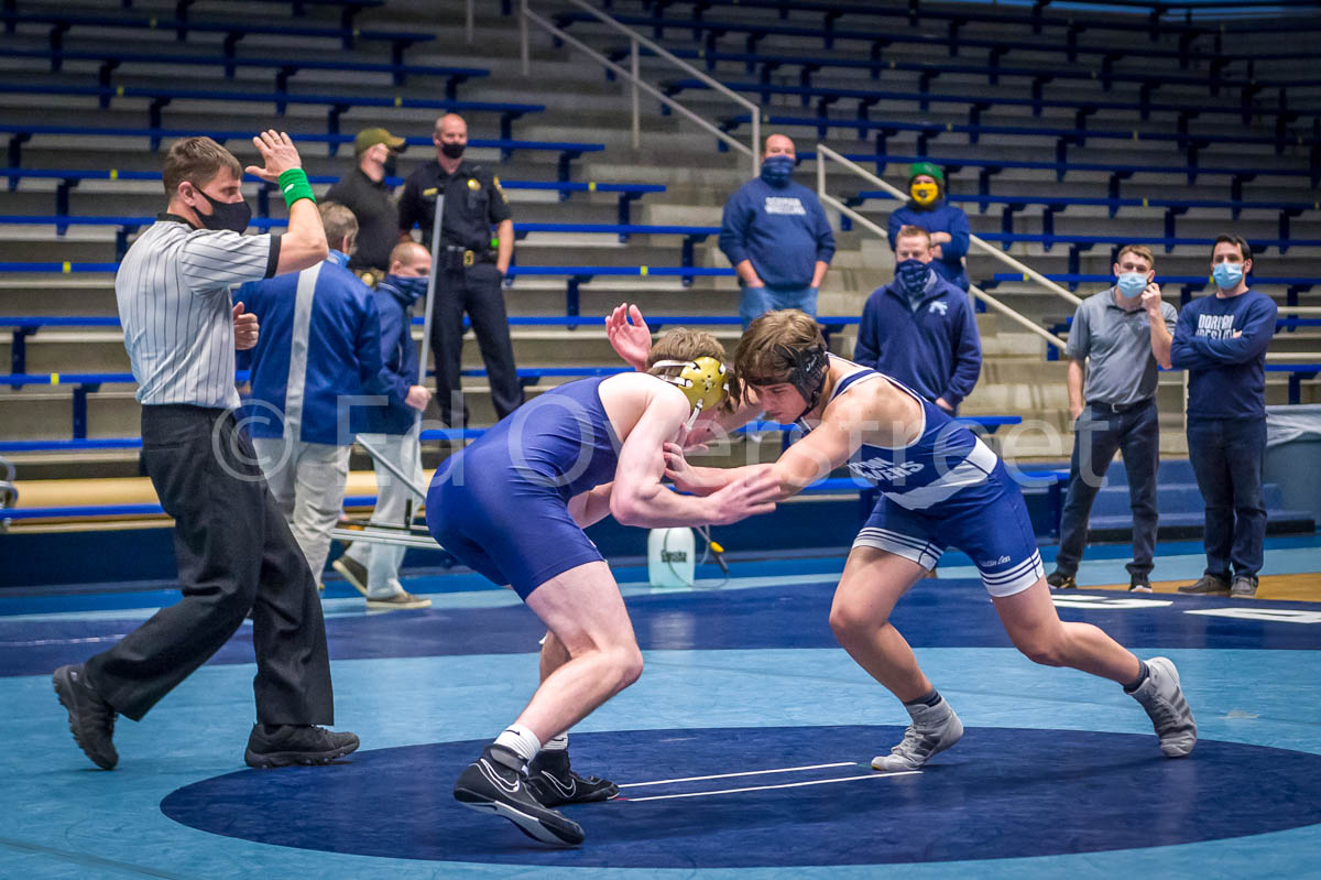 DHSWrestlingvsSHS1-21-21-287.jpg