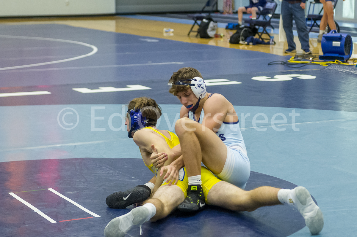 DWrestlingvsEastside-136.jpg