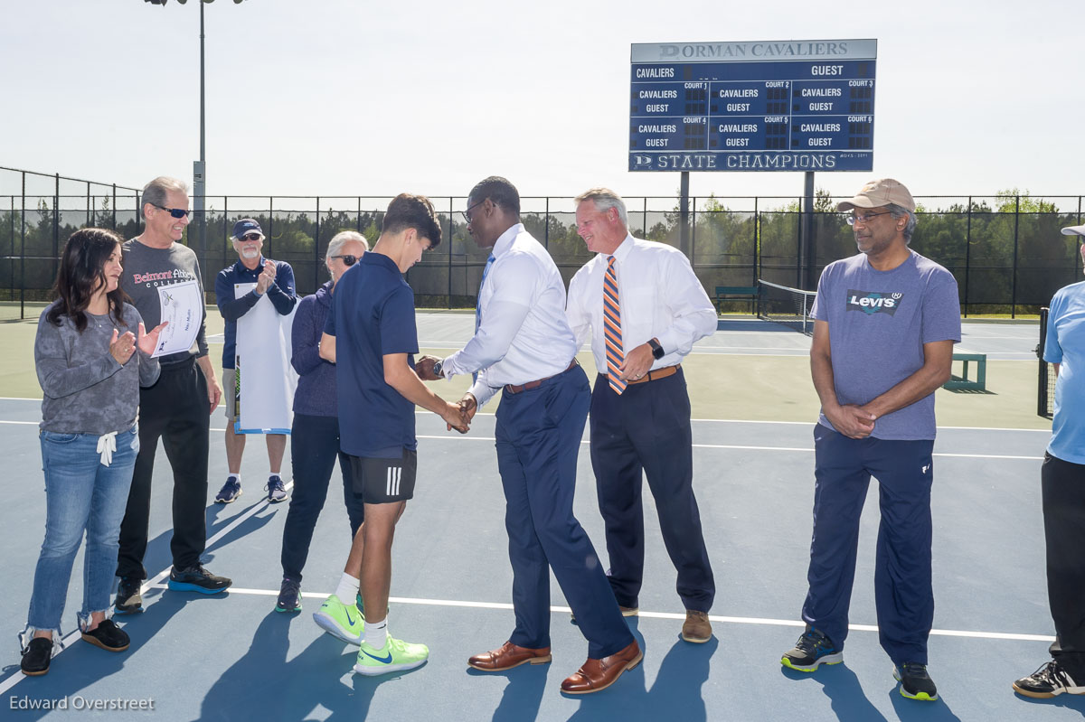 VTENvsSHS+SeniorNite_4-21-22-13.jpg