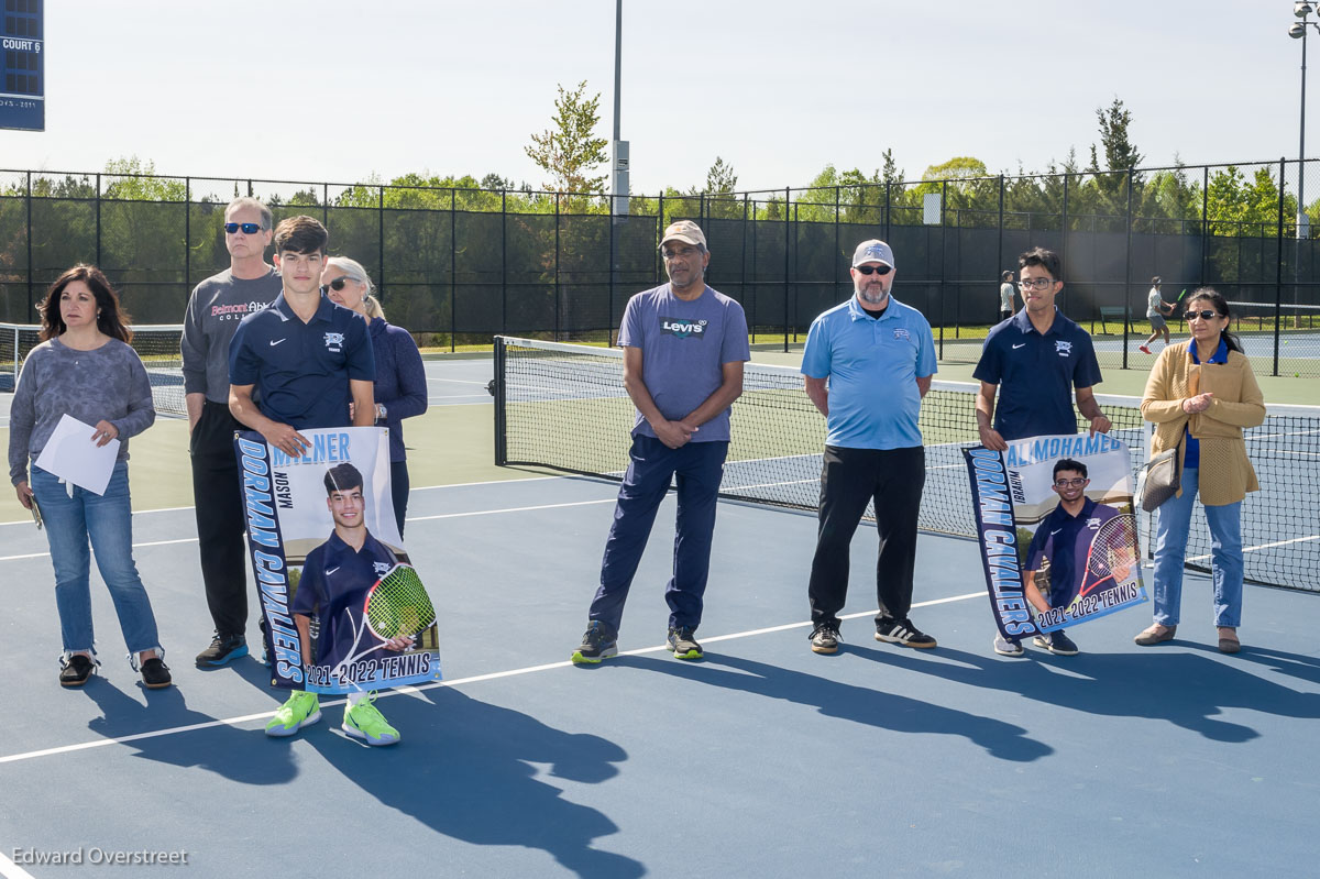 VTENvsSHS+SeniorNite_4-21-22-31.jpg