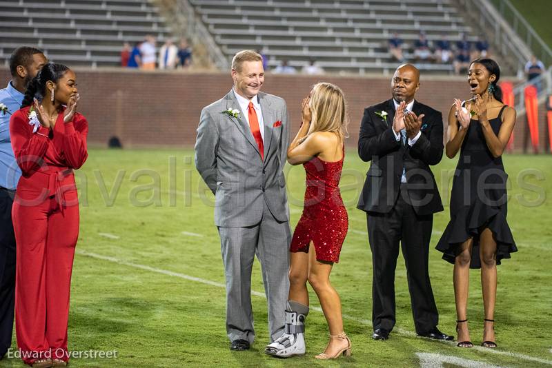 HomecomingNight-101.jpg