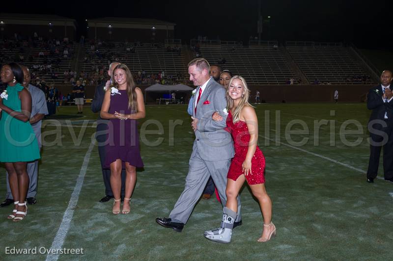 HomecomingNight-178.jpg