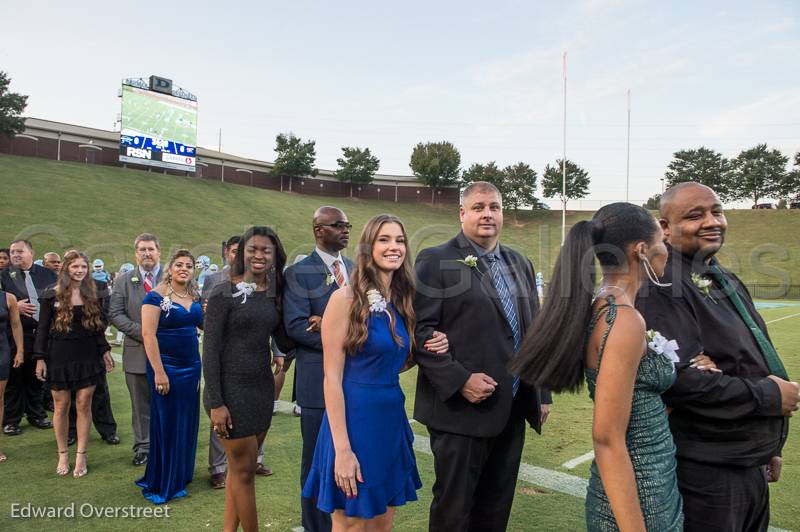 HomecomingNight-32.jpg