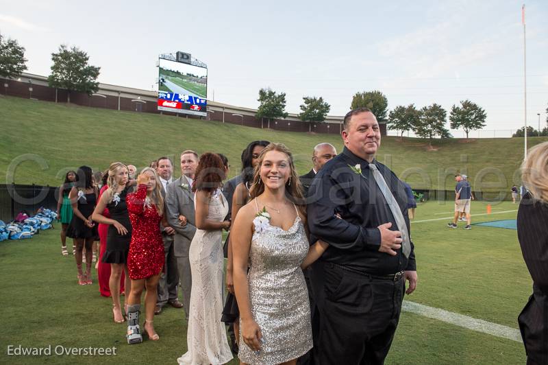 HomecomingNight-38.jpg