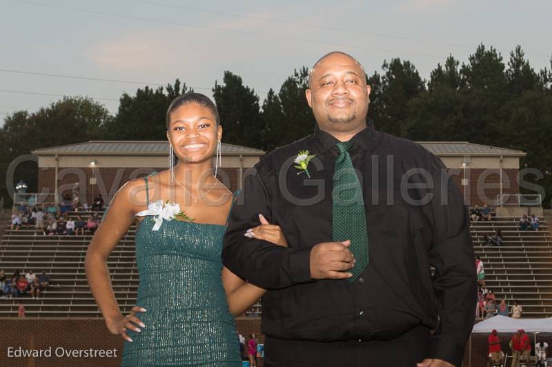 HomecomingNight-57.jpg