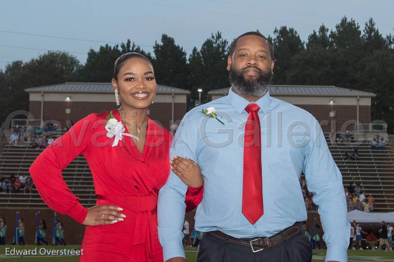 HomecomingNight-81.jpg