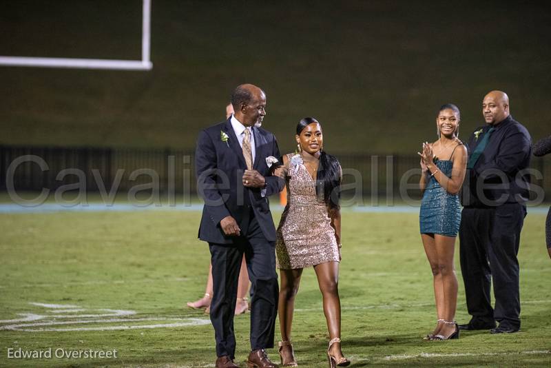 HomecomingNight-94.jpg