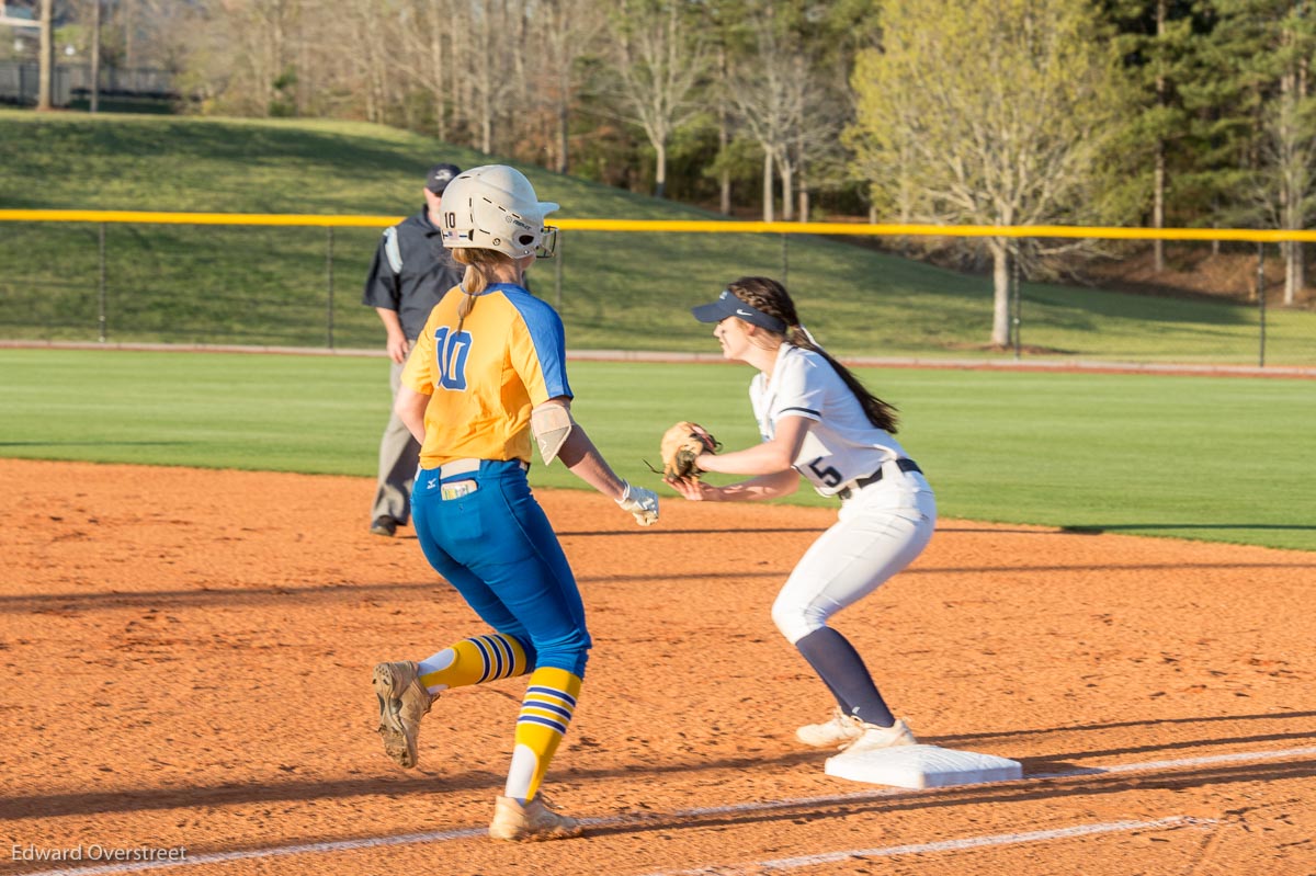 SoftballvsFtMill -210.jpg