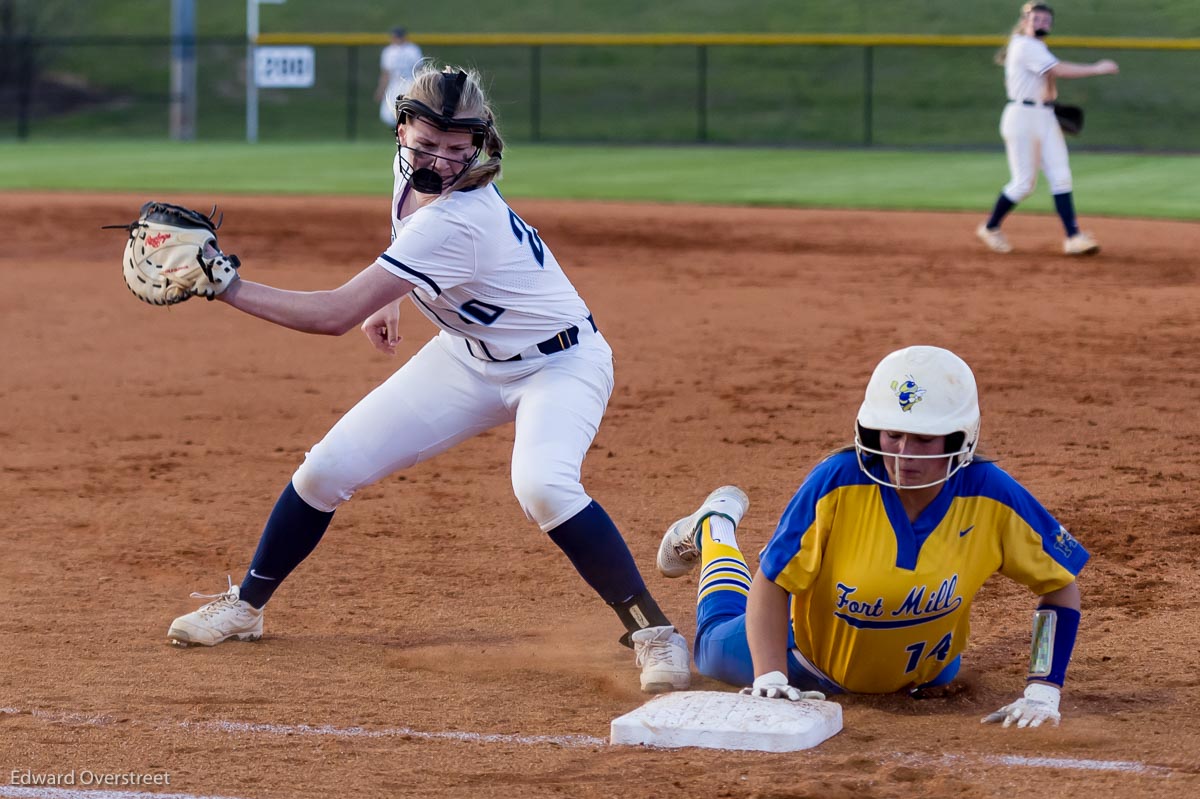 SoftballvsFtMill -292.jpg