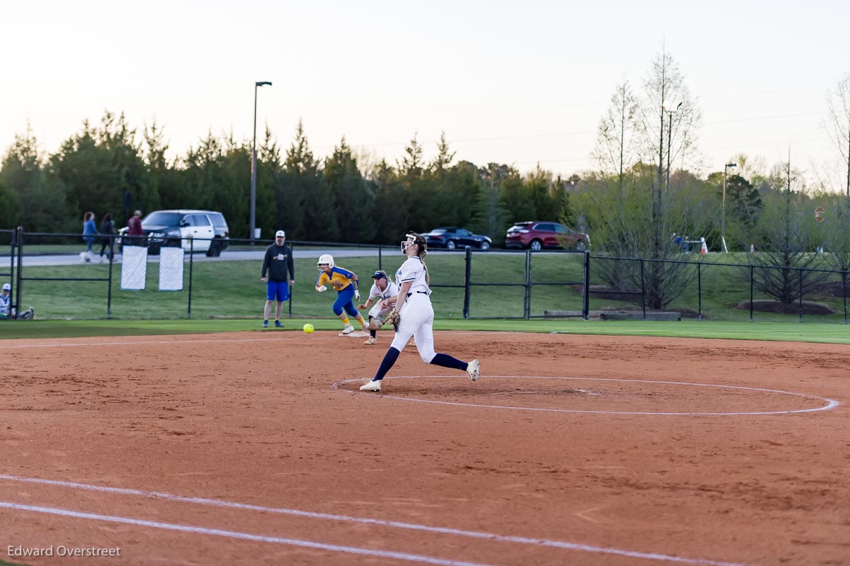 SoftballvsFtMill -299.jpg