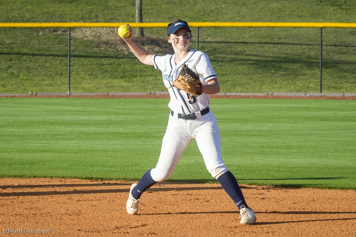 SoftballvsFtMill -38.jpg