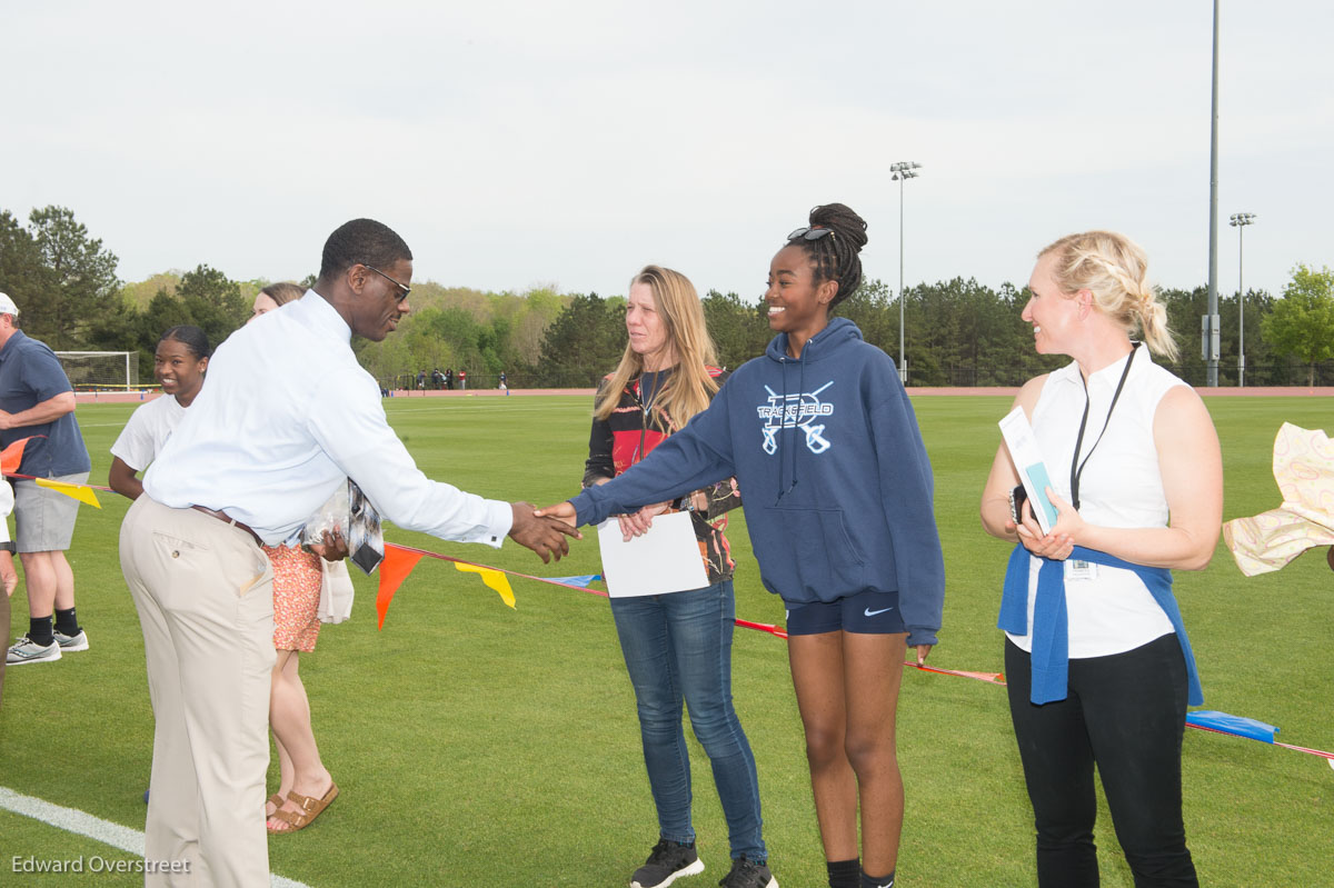 TrackSeniorDay4-12-22-26.jpg