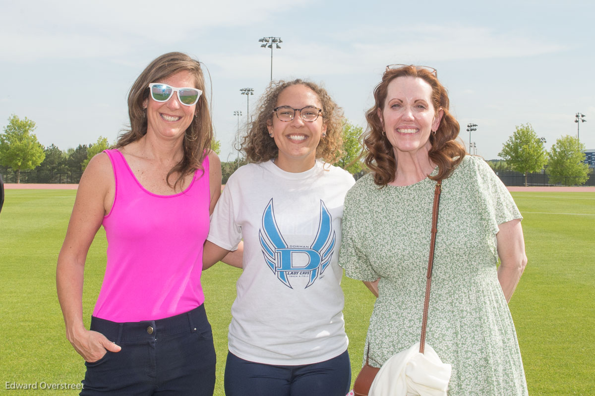 TrackSeniorDay4-12-22-5.jpg