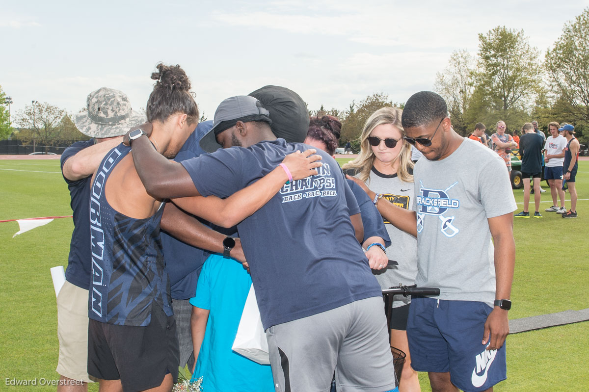 TrackSeniorDay4-12-22-58.jpg