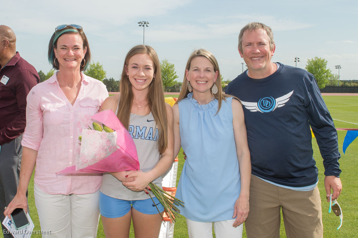 TrackSeniorDay4-12-22-9.jpg