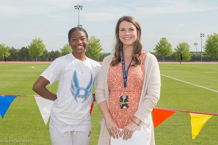 TrackSeniorDay4-12-22-10