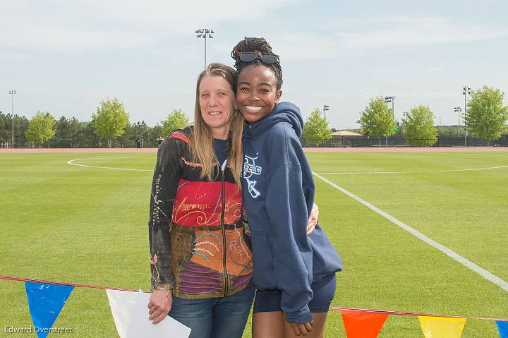 TrackSeniorDay4-12-22-11