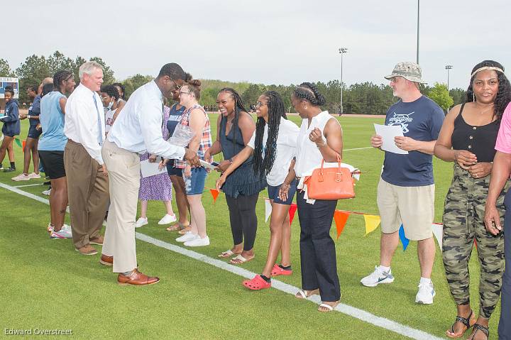 TrackSeniorDay4-12-22-32