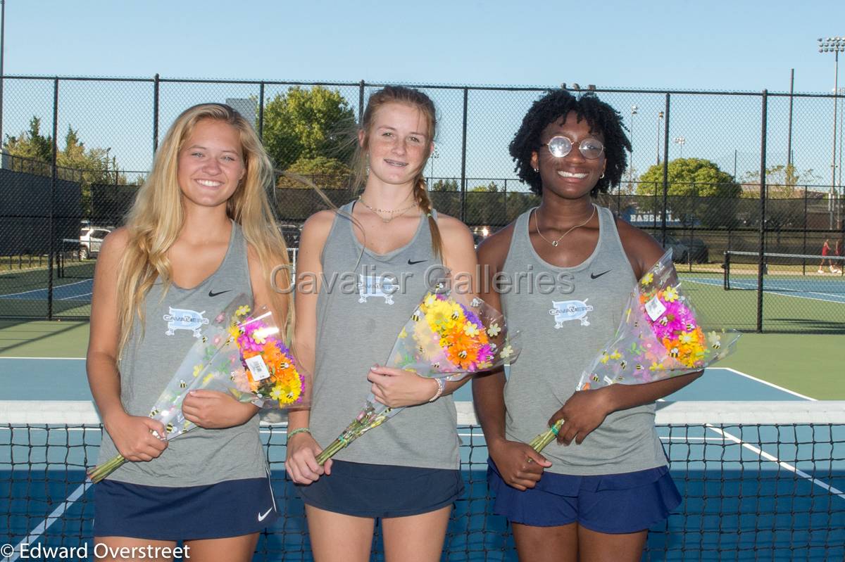 GTennisvsBS_SeniorNight -107.jpg