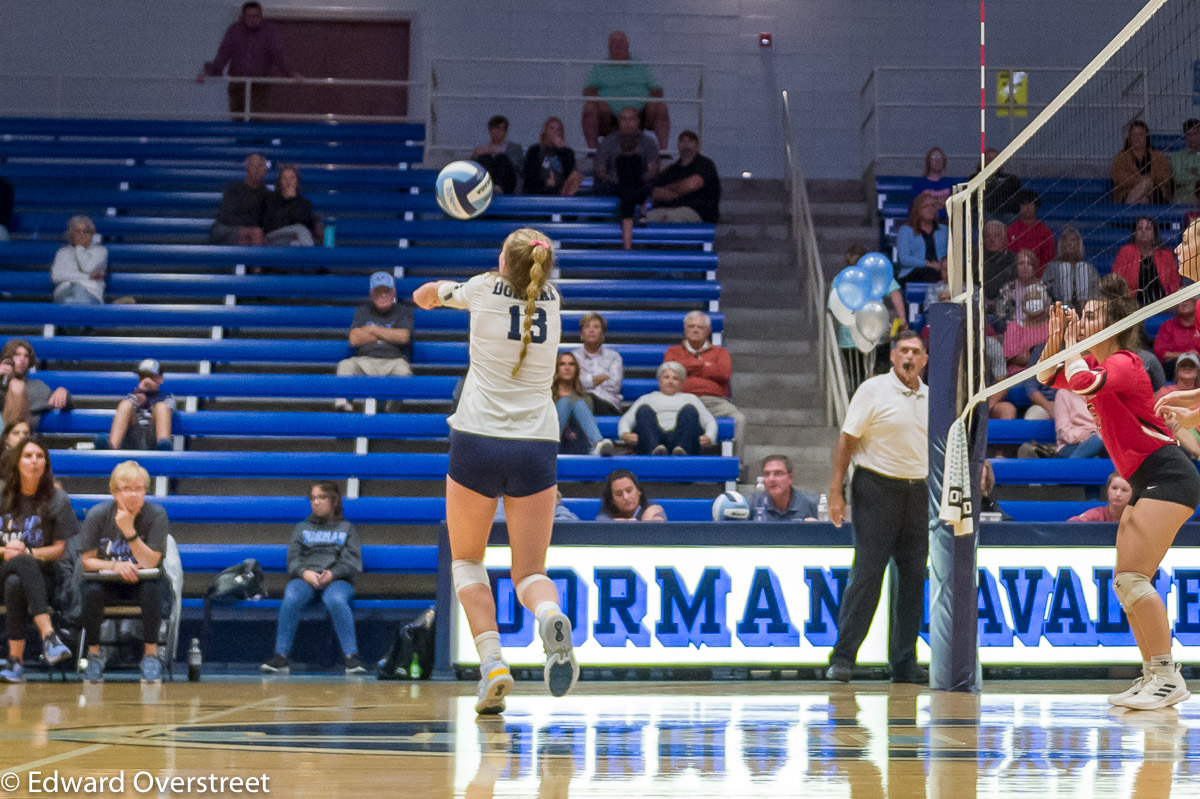 VarGirlsVB_vs_BS_9-28-22-108.jpg