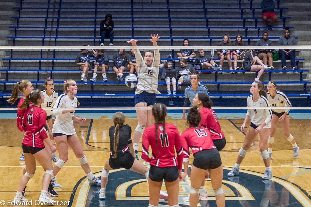 VarGirlsVB_vs_BS_9-28-22-118.jpg