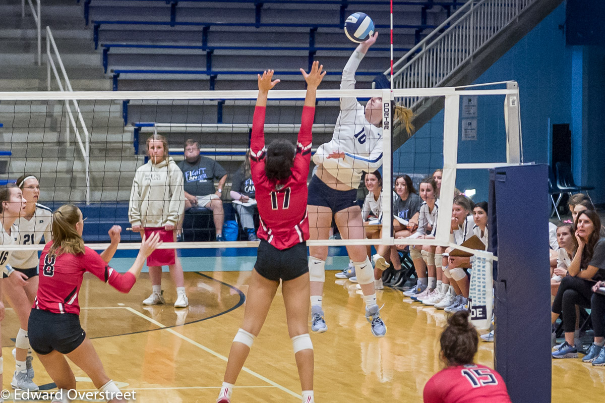 VarGirlsVB_vs_BS_9-28-22-128.jpg